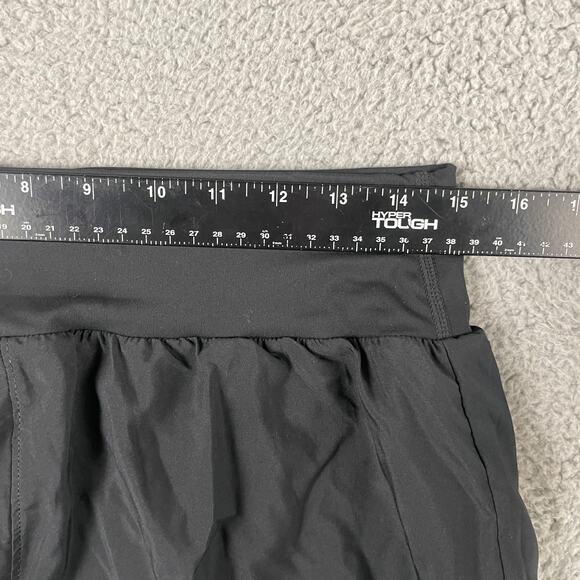 Fabletics Women's Large Black Polyester Elastane Nylon Sun Chaser 4in Short - Picture 6 of 11